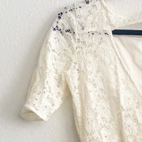 ⭐️Catch My I Ivory Lace Dress juniors L - Picture 7 of 16